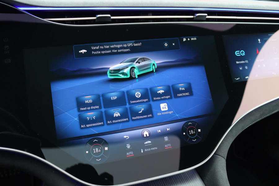 Mercedes-Benz EQS 500 4MATIC AMG Line 108 kWh | Luchtvering | Achterasbesturing | Distronic+ | Memory | Nekverwarming | Massage | Entertainment Achter+ | Verwarmd Stuurwiel | HUD | Burmester | Panoramadak | Digital Light |