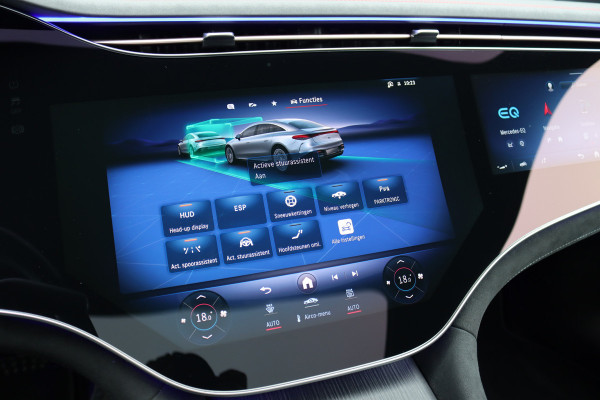 Mercedes-Benz EQS 500 4MATIC AMG Line 108 kWh | Luchtvering | Achterasbesturing | Distronic+ | Memory | Nekverwarming | Massage | Entertainment Achter+ | Verwarmd Stuurwiel | HUD | Burmester | Panoramadak | Digital Light |