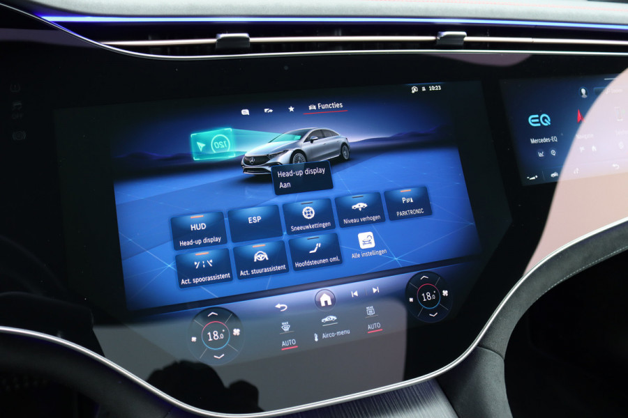 Mercedes-Benz EQS 500 4MATIC AMG Line 108 kWh | Luchtvering | Achterasbesturing | Distronic+ | Memory | Nekverwarming | Massage | Entertainment Achter+ | Verwarmd Stuurwiel | HUD | Burmester | Panoramadak | Digital Light |