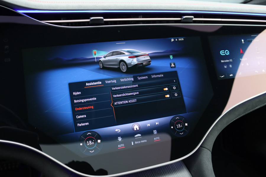 Mercedes-Benz EQS 500 4MATIC AMG Line 108 kWh | Luchtvering | Achterasbesturing | Distronic+ | Memory | Nekverwarming | Massage | Entertainment Achter+ | Verwarmd Stuurwiel | HUD | Burmester | Panoramadak | Digital Light |