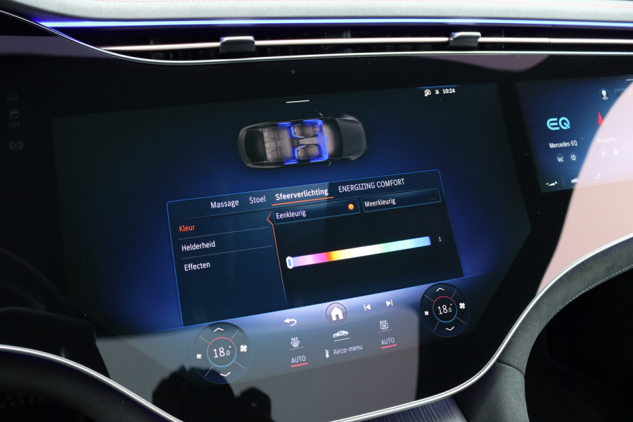 Mercedes-Benz EQS 500 4MATIC AMG Line 108 kWh | Luchtvering | Achterasbesturing | Distronic+ | Memory | Nekverwarming | Massage | Entertainment Achter+ | Verwarmd Stuurwiel | HUD | Burmester | Panoramadak | Digital Light |