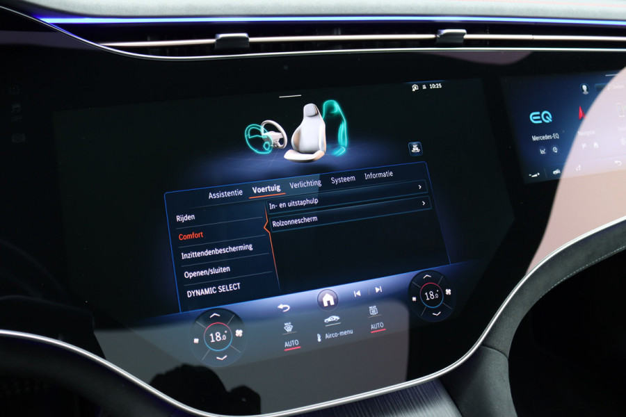 Mercedes-Benz EQS 500 4MATIC AMG Line 108 kWh | Luchtvering | Achterasbesturing | Distronic+ | Memory | Nekverwarming | Massage | Entertainment Achter+ | Verwarmd Stuurwiel | HUD | Burmester | Panoramadak | Digital Light |