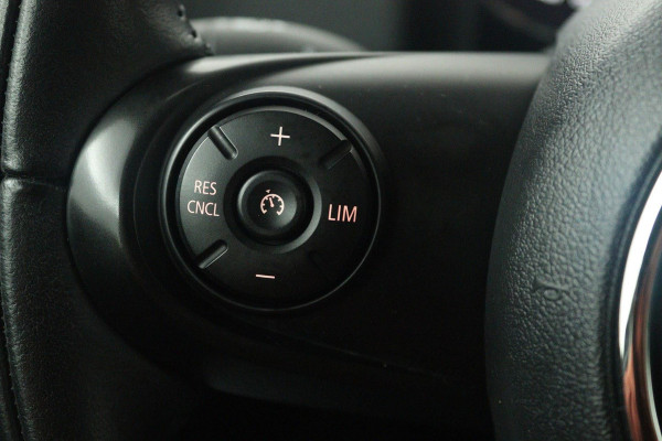 MINI Countryman 1.5 Cooper Business Edition Automaat (NAVIGATIE, CARPLAY, PARKEERSENSOREN, LED, CRUISE, SPORTSTOELEN)