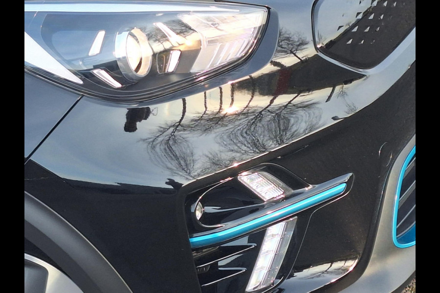 Kia e-Niro Edition 64 kWh Edition | SOH: 96,6% | Trekhaak | Climate | Camera | Navi | Leder Stof |