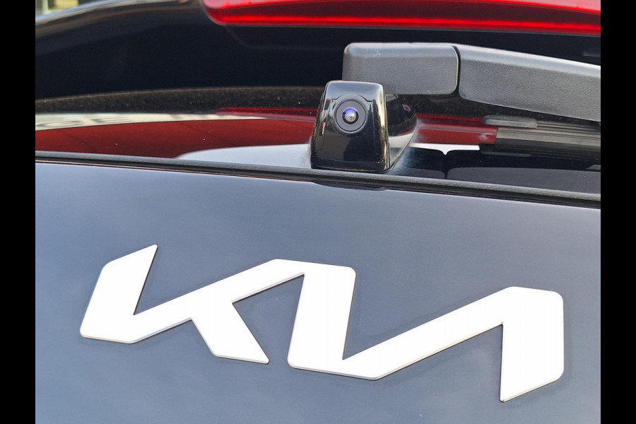 Kia e-Niro Edition 64 kWh Edition | SOH: 96,6% | Trekhaak | Climate | Camera | Navi | Leder Stof |