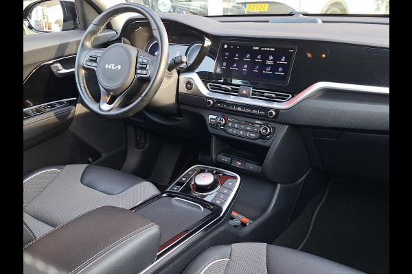 Kia e-Niro Edition 64 kWh Edition | SOH: 96,6% | Trekhaak | Climate | Camera | Navi | Leder Stof |