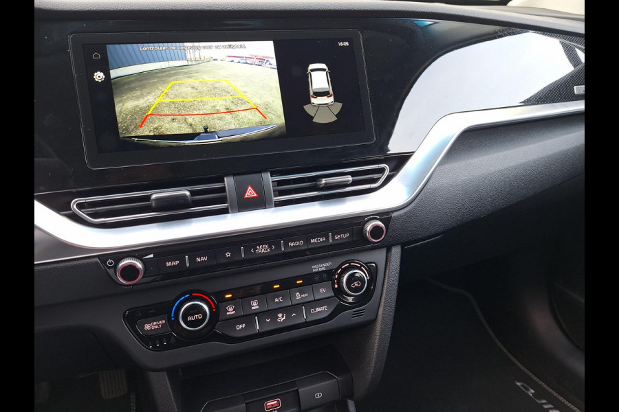 Kia e-Niro Edition 64 kWh Edition | SOH: 96,6% | Trekhaak | Climate | Camera | Navi | Leder Stof |