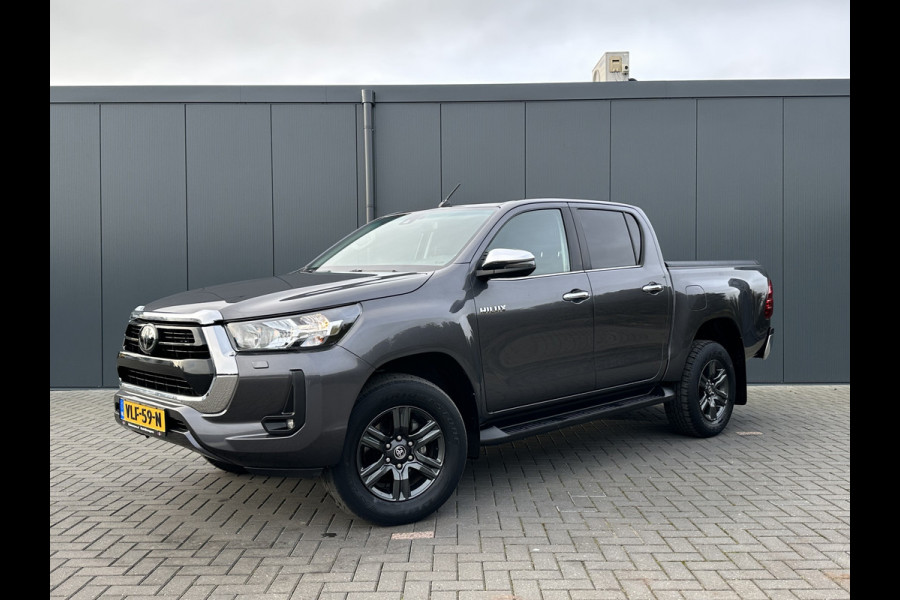 Toyota Hilux 2.4 D-4D AUTOMAAT / 4x4 / 1e EIG. / 3.500 KG AHG / CAMERA / TREKHAAK / ECC / ADAPTIVE CRUISE / CARPLAY