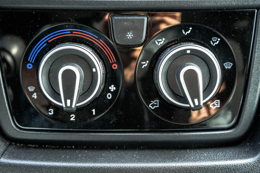 Citroën Jumper 2.2 BlueHDi 120 L2H2 3.3t | NW Model | Camera | Led | Cruise | PDC | Airco