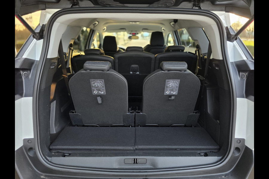 Peugeot 5008 1.2 PureTech Allure|Camera|Trekhaak|Stoelverw
