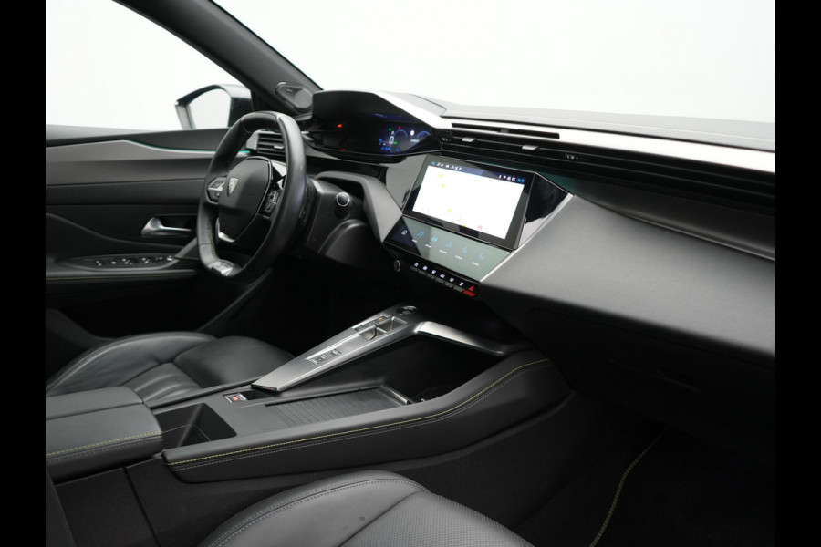 Peugeot 308 SW 1.6 Plug In Hybrid GT Pack Business 225pk Dealer O.H. PHEV | Panodak | Adaptive Cruise | 360 Camera | Lederen Sportstoelen Massage & Memory | Focal Sound | Stoelen & Stuur Verwarmd | Sfeerverlichting | Apple Carplay | Keyless | Navigatie | DAB |