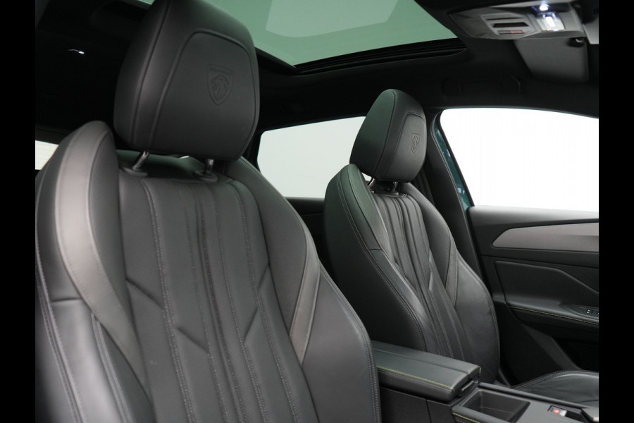 Peugeot 308 SW 1.6 Plug In Hybrid GT Pack Business 225pk Dealer O.H. PHEV | Panodak | Adaptive Cruise | 360 Camera | Lederen Sportstoelen Massage & Memory | Focal Sound | Stoelen & Stuur Verwarmd | Sfeerverlichting | Apple Carplay | Keyless | Navigatie | DAB |