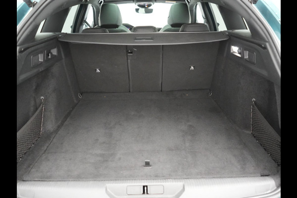 Peugeot 308 SW 1.6 Plug In Hybrid GT Pack Business 225pk Dealer O.H. PHEV | Panodak | Adaptive Cruise | 360 Camera | Lederen Sportstoelen Massage & Memory | Focal Sound | Stoelen & Stuur Verwarmd | Sfeerverlichting | Apple Carplay | Keyless | Navigatie | DAB |