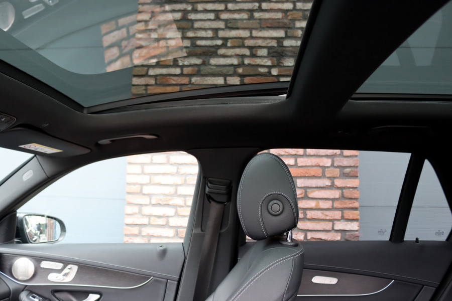 Mercedes-Benz GLC 300e 4MATIC AMG Line Premium+ | Luchtvering | Massage | Panoramadak | Trekhaak | Distronic+ | Stoelverwarming V+A | Memory | Surround Camera | Burmester | Augmented Reality |