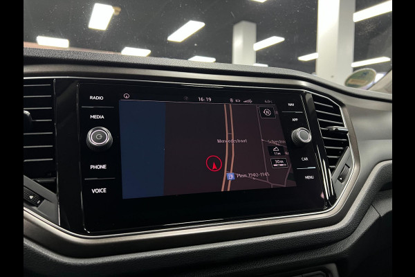 Volkswagen T-Roc 1.5 TSI Elek.koffer | Carplay | PDC | ACC |