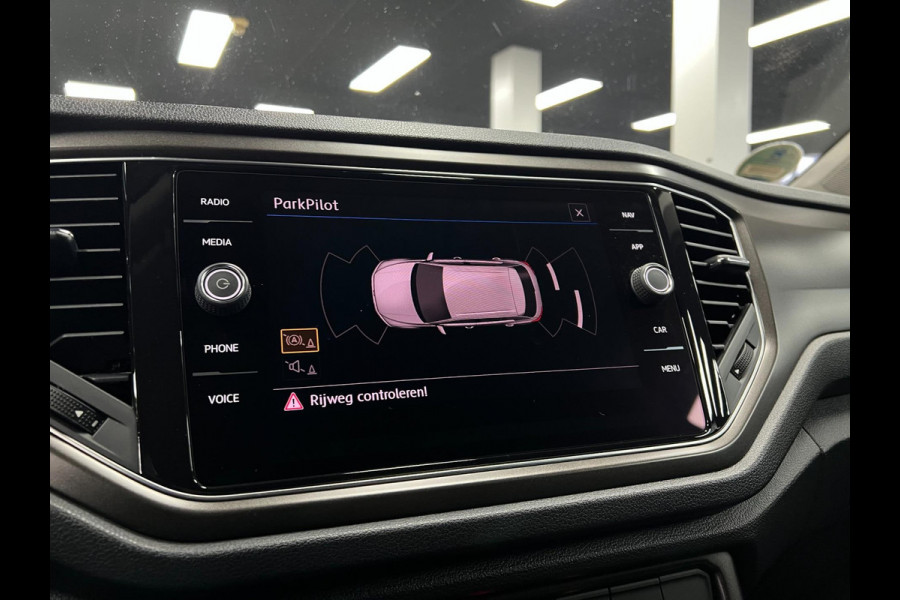 Volkswagen T-Roc 1.5 TSI Elek.koffer | Carplay | PDC | ACC |