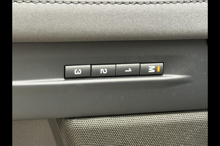 Land Rover Range Rover Evoque 1.5 P300e AWD R-Dynamic SE Black Style|Schuif/kantel dak|Meridian|Sfeer|Winterpakket