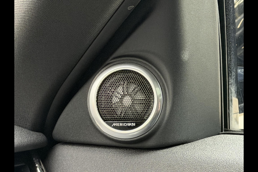 Land Rover Range Rover Evoque 1.5 P300e AWD R-Dynamic SE Black Style|Schuif/kantel dak|Meridian|Sfeer|Winterpakket