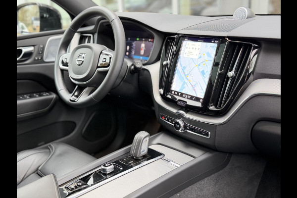 Volvo XC60 2.0 T8 Plug-in hybrid AWD R-Design |Facelift|Pano|Bowers & Wilkins|Stoel Ventilatie|Pilot Assist|Trekhaak