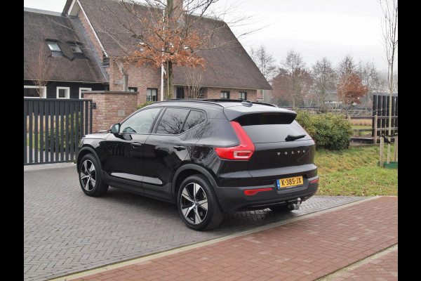 Volvo XC40 Recharge P8 AWD R-Design | SOH 92% | Panoramadak | Trekhaak | Apple Carplay | Cruise Control |