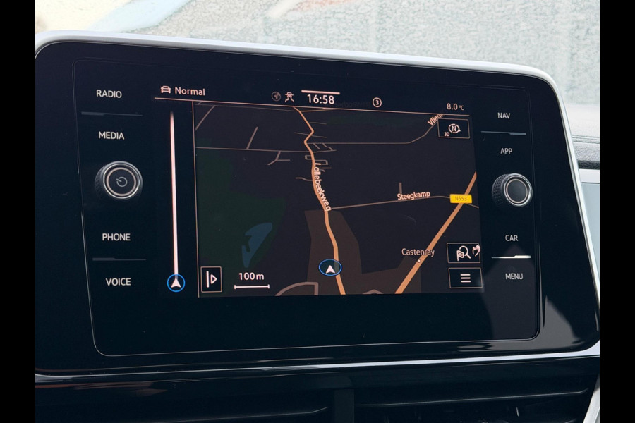 Volkswagen T-Roc 1.5 TSI 3x R-Line Panorama CarPlay