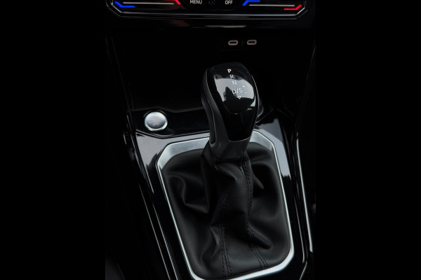 Volkswagen T-Roc 1.5 TSI 3x R-Line Panorama CarPlay