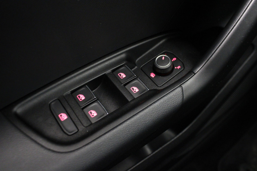 Audi A1 Sportback 25 TFSI Pro Line |Navi|