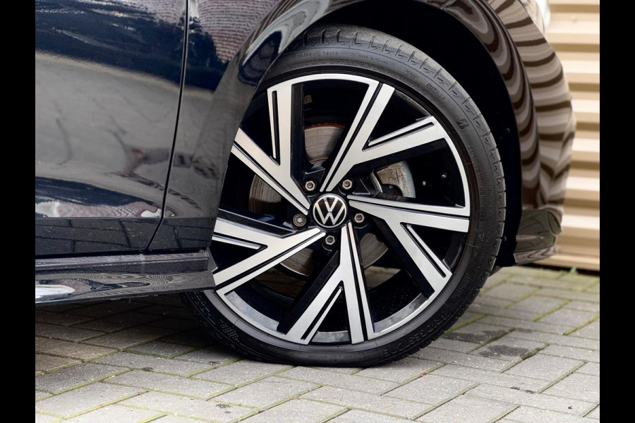 Volkswagen Golf 1.5 eTSI R-Line Pano/Matrix/IQ.Light