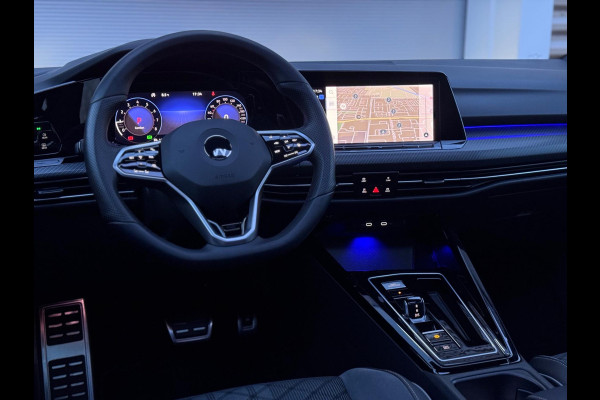 Volkswagen Golf 1.5 eTSI R-Line Pano/Matrix/IQ.Light