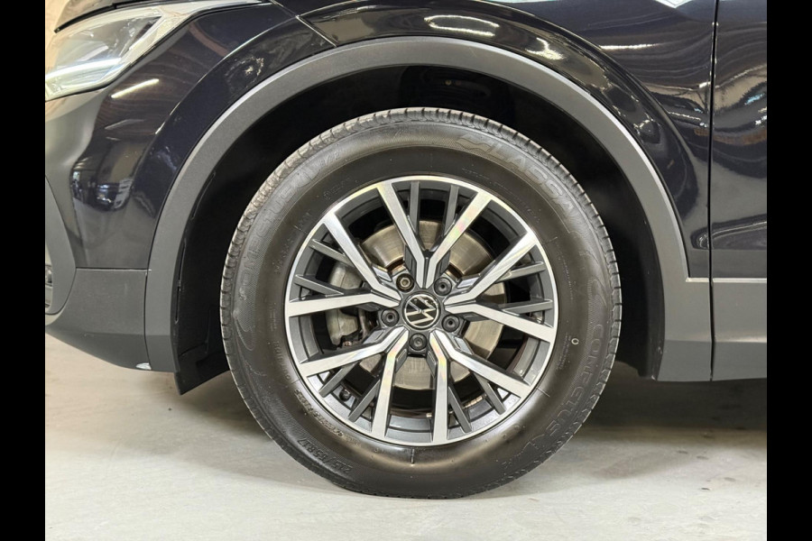 Volkswagen Tiguan 1.5 TSI Life Business | Camera | Stoel-/stuurverwarming | CarPlay | Massage | DAB