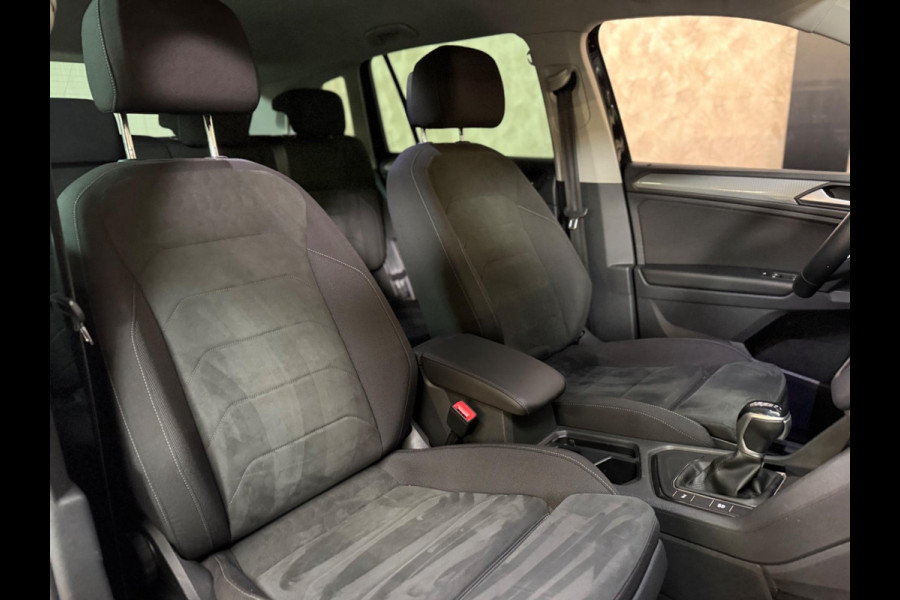 Volkswagen Tiguan 1.5 TSI Life Business | Camera | Stoel-/stuurverwarming | CarPlay | Massage | DAB