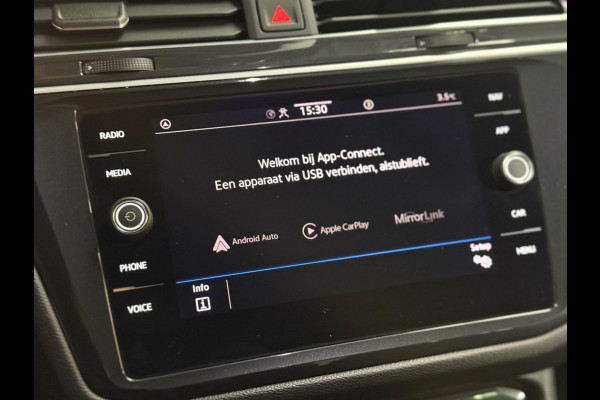 Volkswagen Tiguan 1.5 TSI Life Business | Camera | Stoel-/stuurverwarming | CarPlay | Massage | DAB