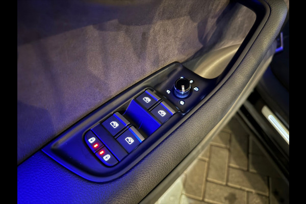 Audi Q8 55 TFSI quattro Pro Line+ S Line Pano|RS Seat|Trekhaak