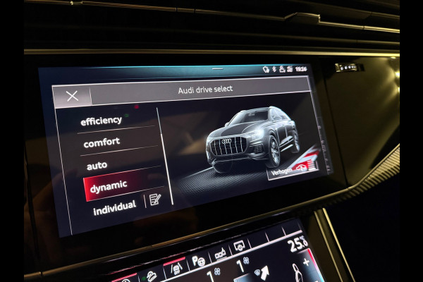 Audi Q8 55 TFSI quattro Pro Line+ S Line Pano|RS Seat|Trekhaak