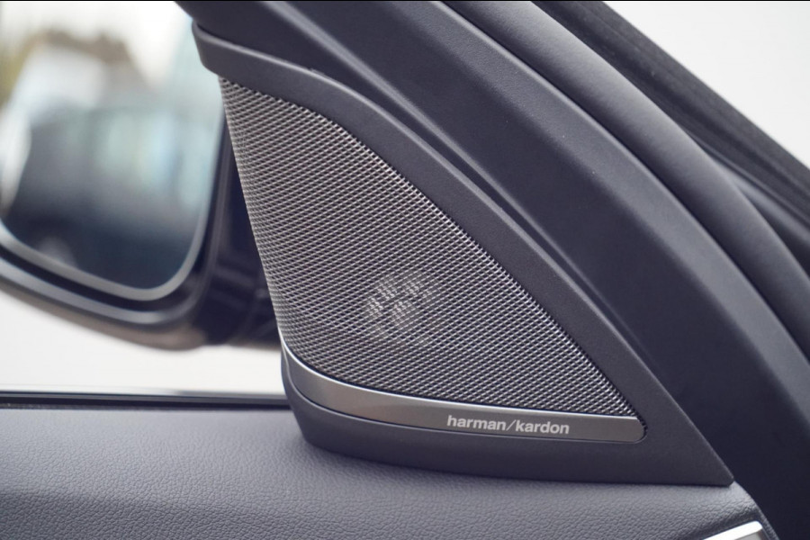 BMW 5 Serie Touring 530i Business Edition Plus / M-Sport / 34dkm NAP / Elek. Trekhaak / Pano / Harman Kardon / Nw.pr. € 94.000!