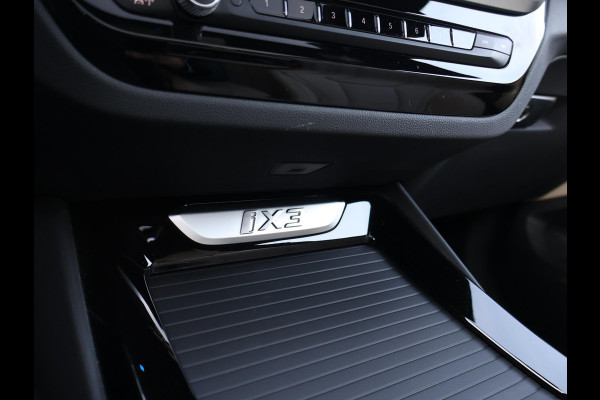 BMW iX3 M-SPORT HIGH EXECUTIVE SHADOW LINE PACK 80 KWH + PANORAMA | 360 CAMERA | HEAD-UP | ORIG. NL