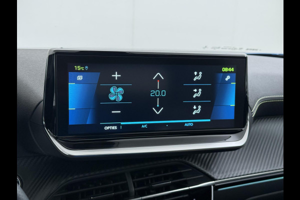 Peugeot e-2008 EV GT Pack 50 kWh VAN € 20.900,- VOOR € 18.440,- UW LENTEVOORDEEL € 2.460,-! |SOH 90% | 3-Fase boordlader | Warmtepomp | Open Panoramadak | Camera | Stoelverwarming | Adaptieve Cruise Control | Full Option | Dealeronderhouden | Inclusief 12 mnd BOVAG garantie |