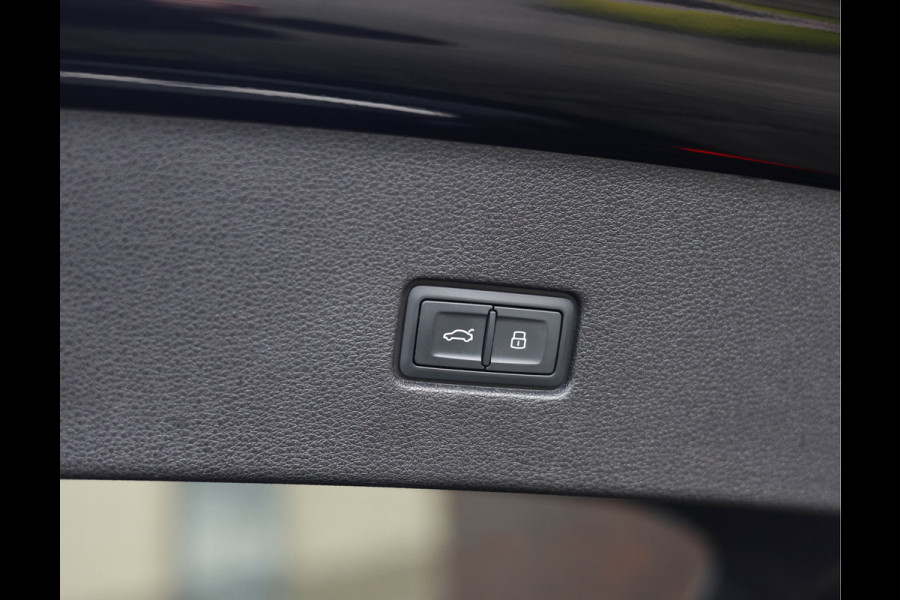 Audi Q8 60 TFSIe quattro Pro Line S Competition