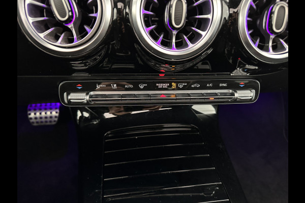 Mercedes-Benz CLA-Klasse Shooting Brake 180 AMG-Line Business Solution (INCL-BTW) *PANO | LEATHER-MICROFIBRE | FULL-LED | AMBIENTLIGHT | BLINDSPOT | HEATED-SPORTSEATS | WIDESCREEN-DIGICOCKPIT | DAB+ | NAVI-FULLMAP | CAMERA | PRIVACYGLASS | 18''ALU*