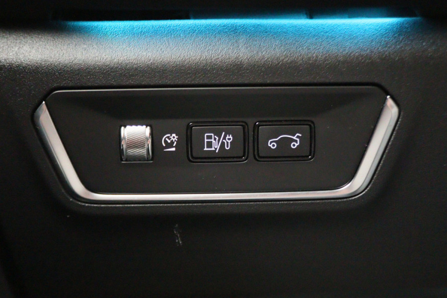 Lynk & Co 01 1.5 360° Camera, Panoramadak, Zwarte hemel, ACC, Apple Carplay, DAB, 20''