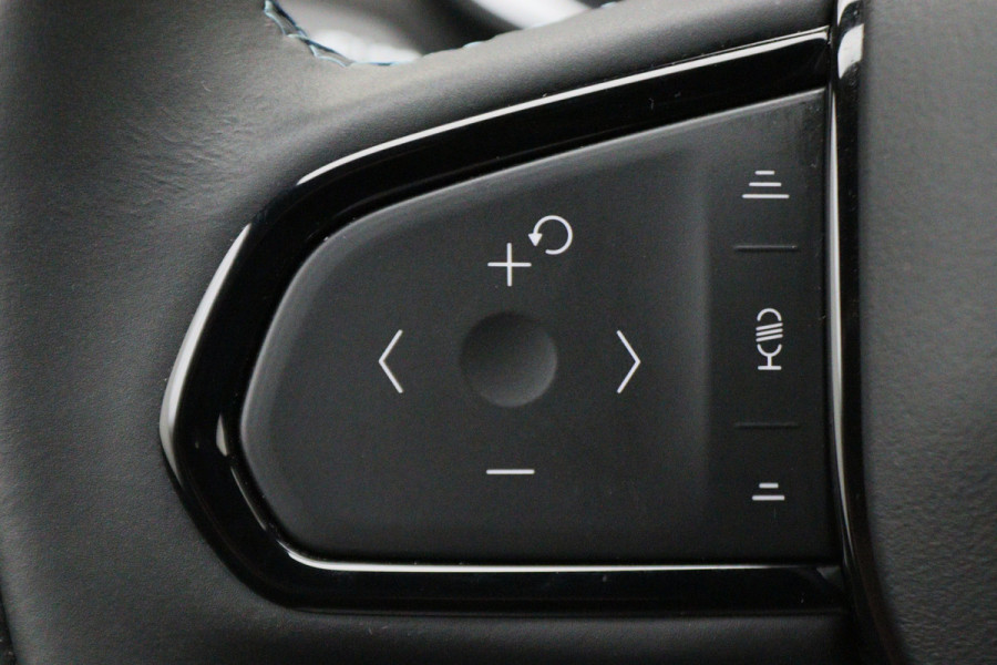 Lynk & Co 01 1.5 360° Camera, Panoramadak, Zwarte hemel, ACC, Apple Carplay, DAB, 20''