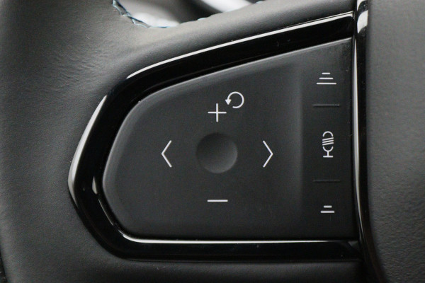 Lynk & Co 01 1.5 360° Camera, Panoramadak, Zwarte hemel, ACC, Apple Carplay, DAB, 20''