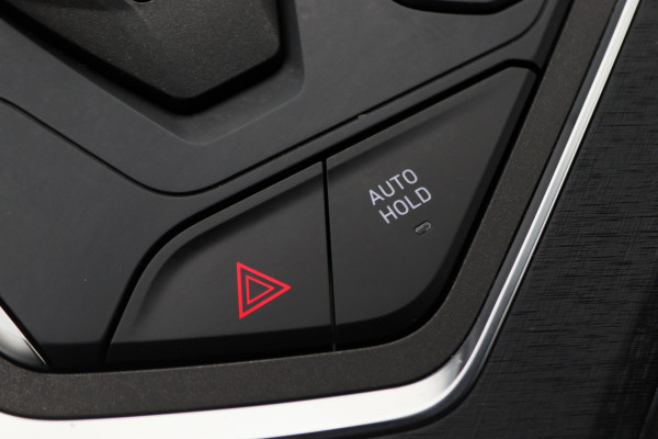 Lynk & Co 01 1.5 360° Camera, Panoramadak, Zwarte hemel, ACC, Apple Carplay, DAB, 20''