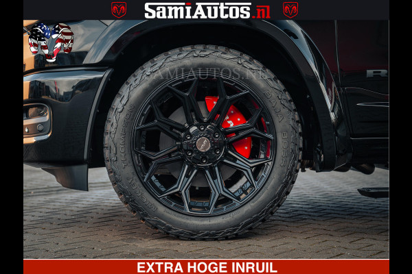 Dodge Ram 1500 Night Premium | Full Option | De Meest Luxe Pick-Up in zijn Klasse | Comfortabele Dubbele Cabine met Royale 5 Zitplaatsen | BPM vrij | Nu Leverbaar uit Voorraad | Voorraad Nr 2200 - 0886