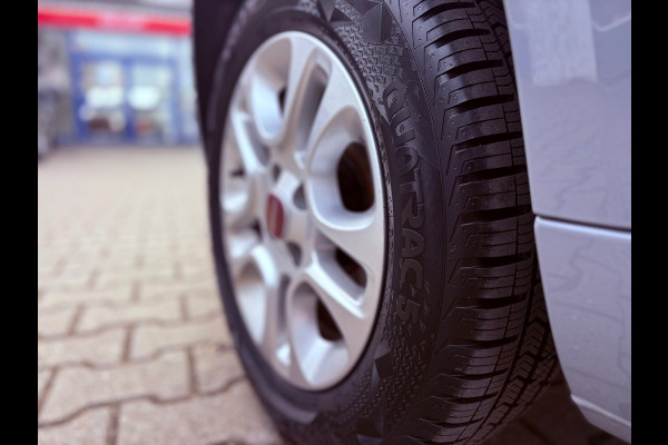 Fiat Panda 1.2 Lounge (RIJKLAARPRIJS/BOVAG)