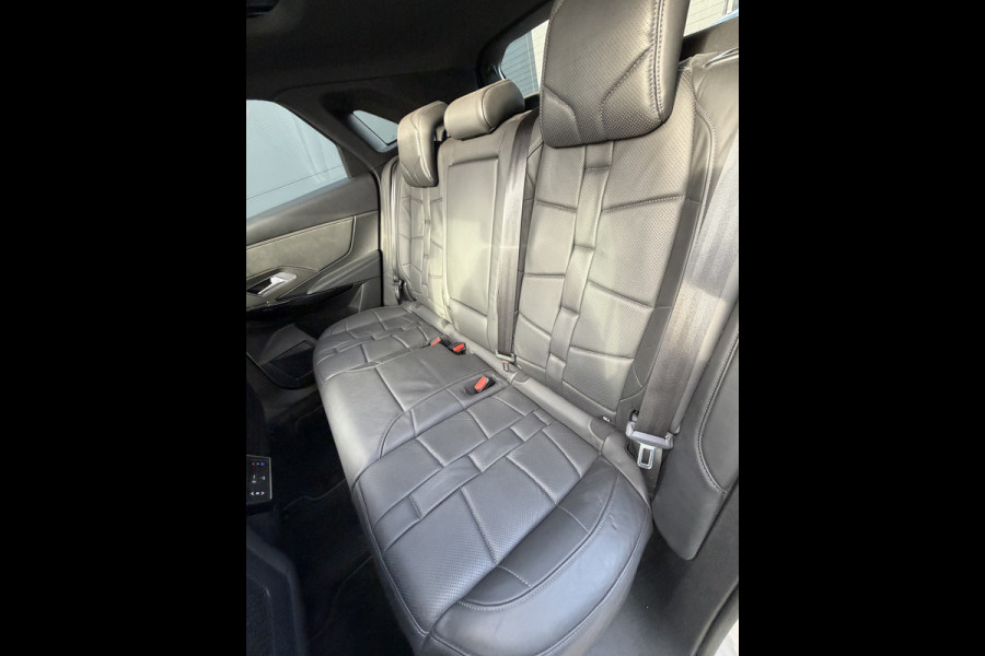 DS Ds 7 Crossback 300pk 4x4 Opera (Elektrisch Schuifdak - Trekhaak - Elektrische Klep - Leder incl verwarming/koeling/massage/geheugen - DS LED -