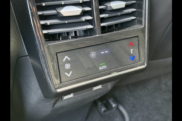 DS Ds 7 Crossback 300pk 4x4 Opera (Elektrisch Schuifdak - Trekhaak - Elektrische Klep - Leder incl verwarming/koeling/massage/geheugen - DS LED -