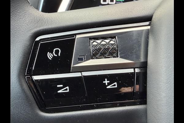 DS Ds 7 Crossback 300pk 4x4 Opera (Elektrisch Schuifdak - Trekhaak - Elektrische Klep - Leder incl verwarming/koeling/massage/geheugen - DS LED -