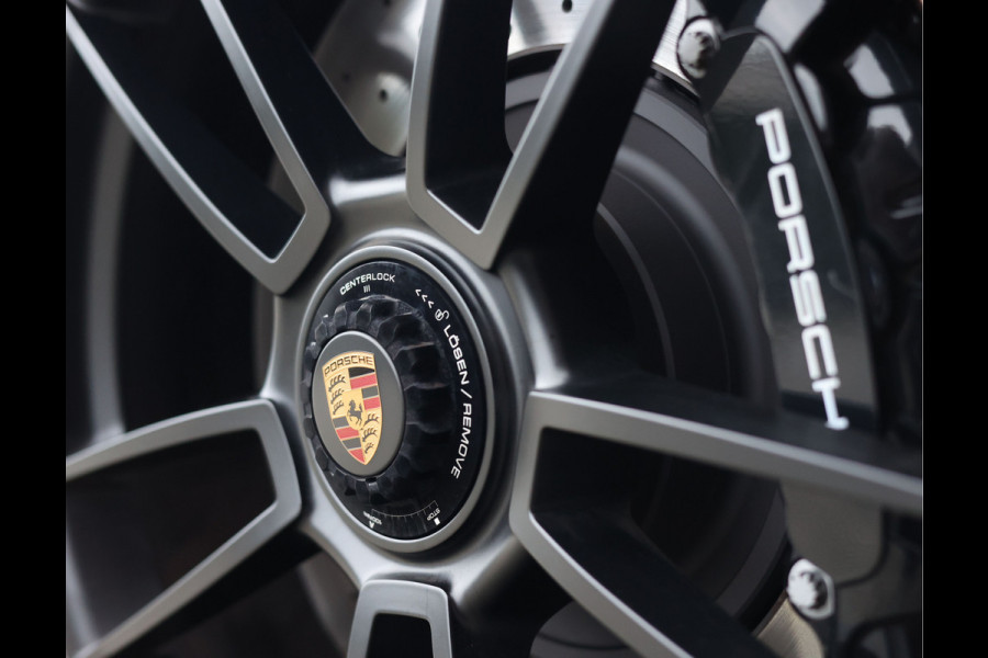 Porsche 911 3.0 Carrera 4 GTS | PDCC - Pano - Camera - Chrono