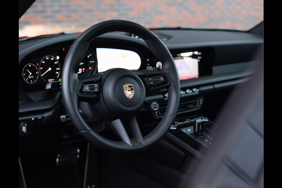 Porsche 911 3.0 Carrera 4 GTS | PDCC - Pano - Camera - Chrono